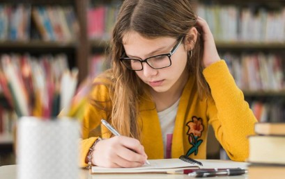 ¿CUANDO ES RECOMENDABLE EMPEZAR CON EL APOYO ESCOLAR PARA NUESTROS HIJOS E HIJAS?